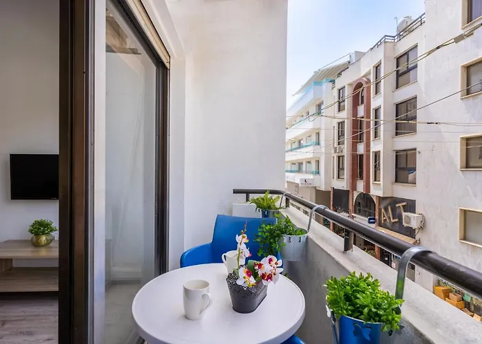 Eleni's 1-br In Center Λάρνακα