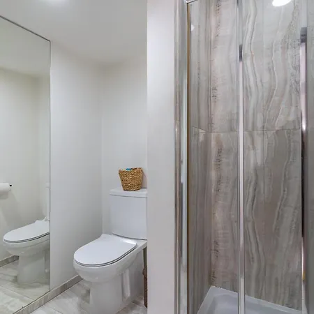 Апартаменты Eleni's 1-br In Center Ларнака